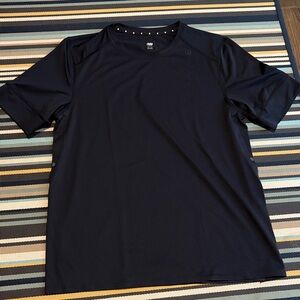 Ciele Athletics Black Short Sleeve Shirt